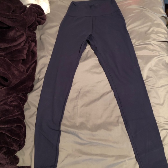 NWOT BUFFBUNNY ROSA LEGGING - Picture 7 of 7